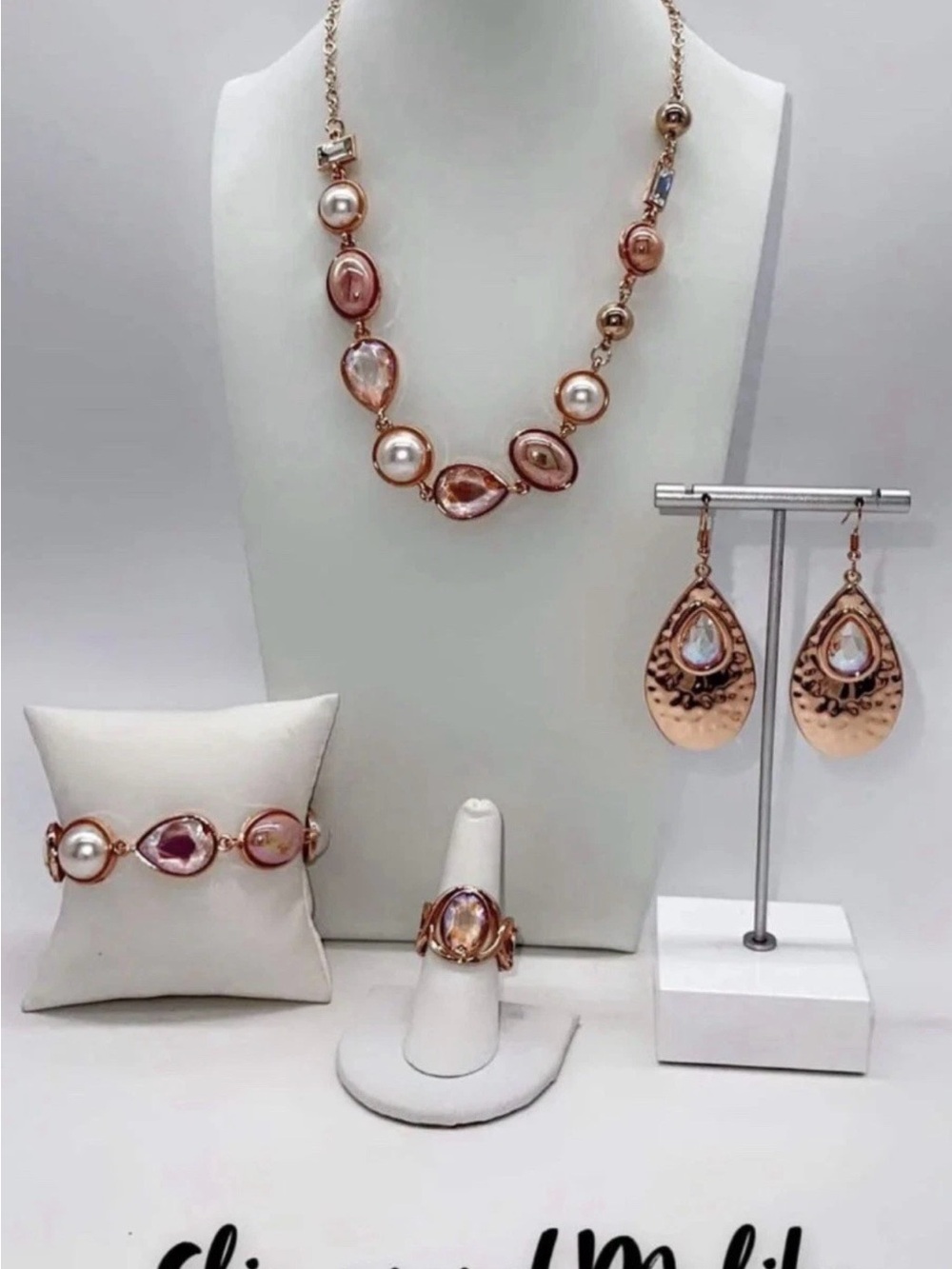 paparazzi Rose Gold Tone Necklace Set with Pink Crystals and Pearls 0921